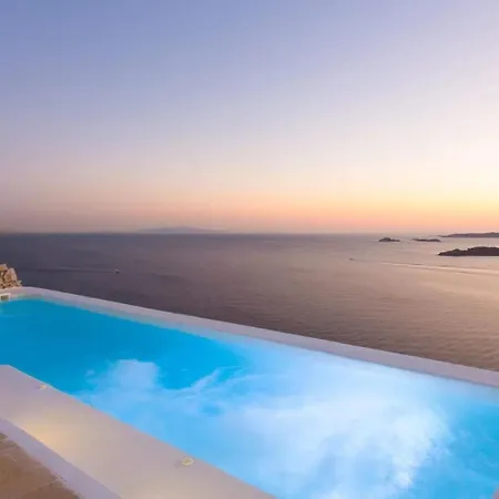 Hébergement de vacances Is Truly The Crown Jewel Of Agios Lazaros *